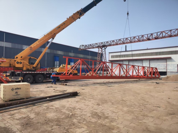 保溫管貨場(chǎng)新動(dòng)力：航吊煥新，開(kāi)啟高效新篇